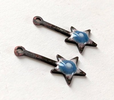 Enameled Star Charms Rustic Artisan Handmade Pair 20mm (19488)