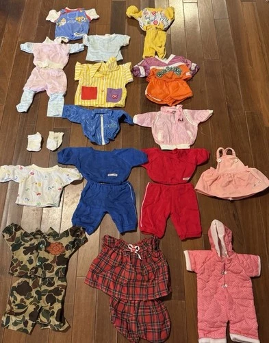 LARGE vintage CABBAGE PATCH KIDS clothing Lot