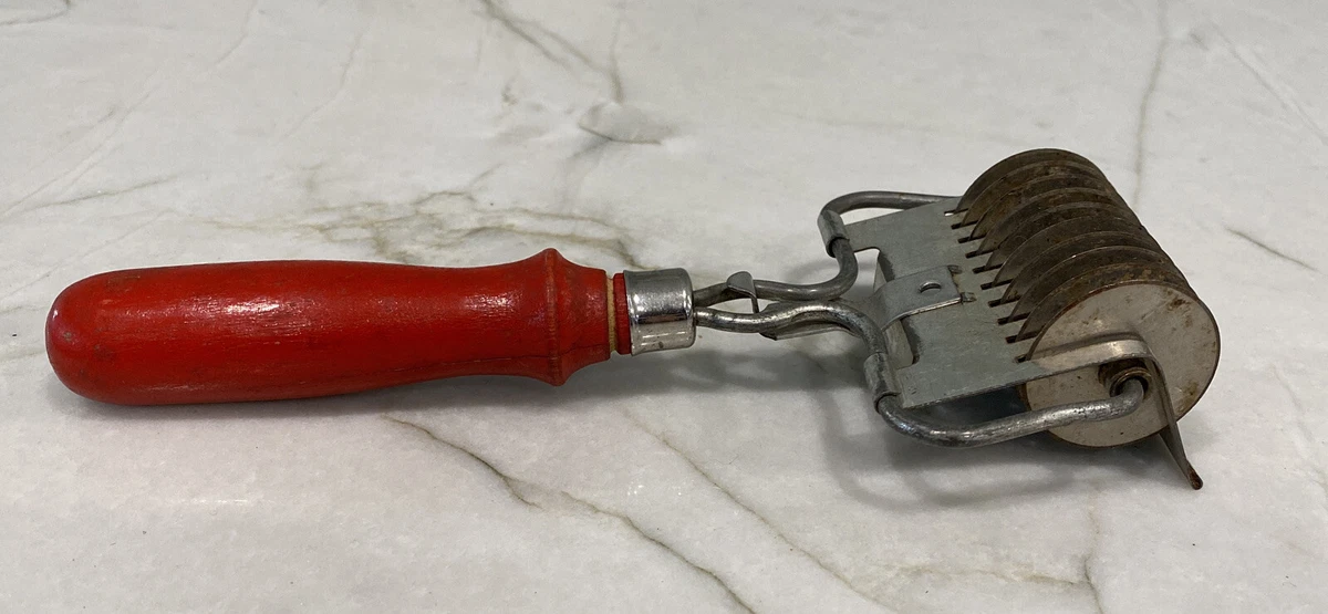 Vintage top dough cutter