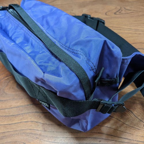 Yoshida Kaban PORTER Waist Bag Vertical 135 Horizontal 290 Gusset 100mm Blue - Picture 2 of 7