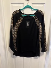 GiGio Women Black Pullover Sweater Animal Print Small