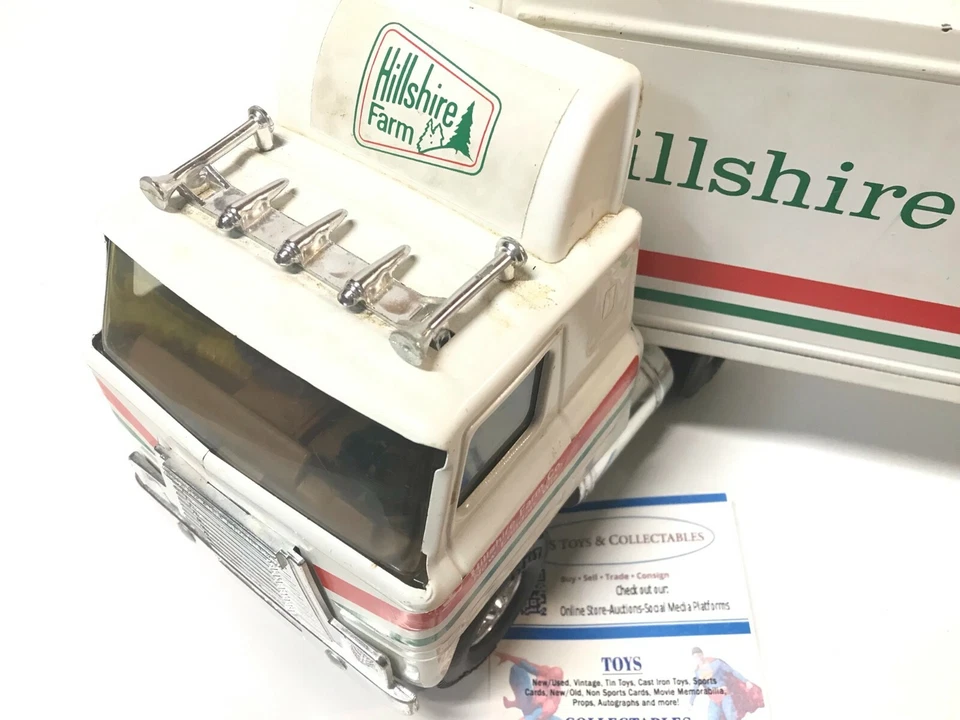 Vintage ERTL 18-wheeler Semi-Tractor Trailer Hillshire Farm Sausage Advertising  - Image 2 of 4