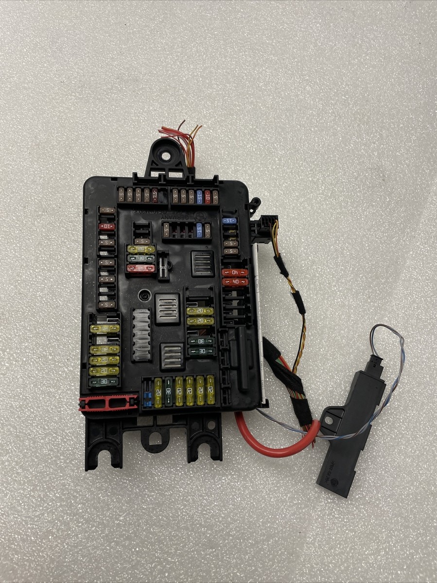 2014 BMW 328I F30 REAR FUSE BOX RELAY MODULE OEM 9337880
