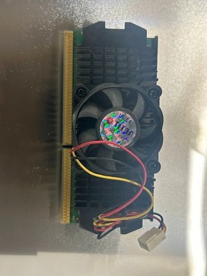 Pentium III SL35E 500MHz Slot 1 Prozessor mit aktivem Kühler