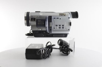 Sony NTSC Handycam Video8/Hi8/Digital8 Camcorder - Transfer (DCR-TRV230)