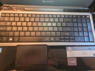 Packard bell easynote TE laptop I3 15.6 inch 4g Ram 320g Hdd   Read