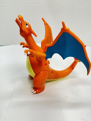 JAZWARES POKÉMON Charizard Deluxe 8'' Figure Lights Motion Sound Works