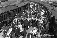 lvd-94 "Bass Train Trip to Yarmouth 1909", Norfolk. Photo