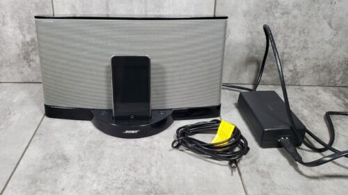 Bose SoundDock Series II With Apple iPod Touch Gen 3 A1318  - Picture 1 of 12