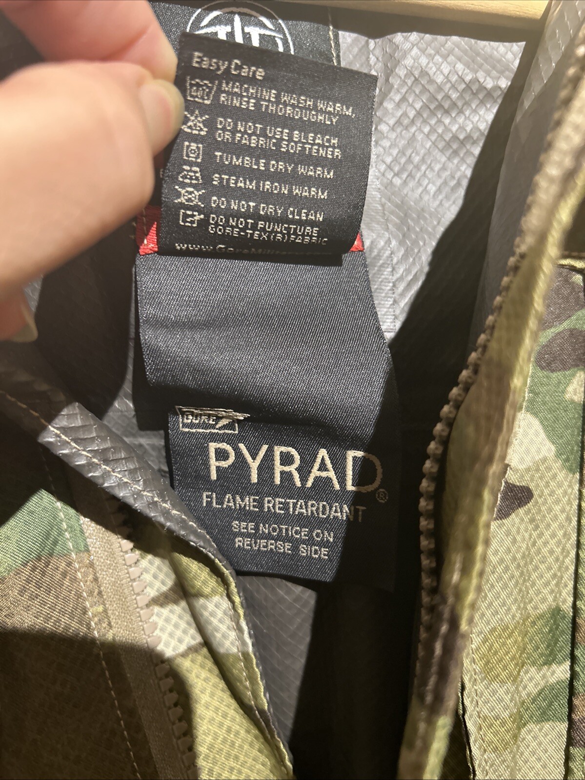 WILD THINGS Hard Shell Jacket Medium M MULTICAM F… - image 4