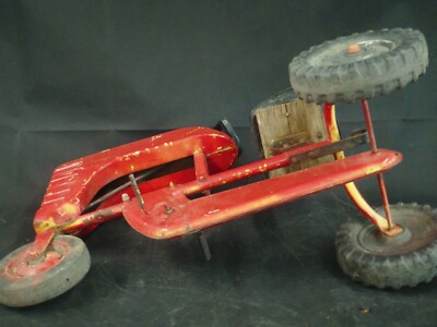 COLLECTORS VINTAGE AMF POWER TRAC TRACTOR PEDAL CARS | eBay
