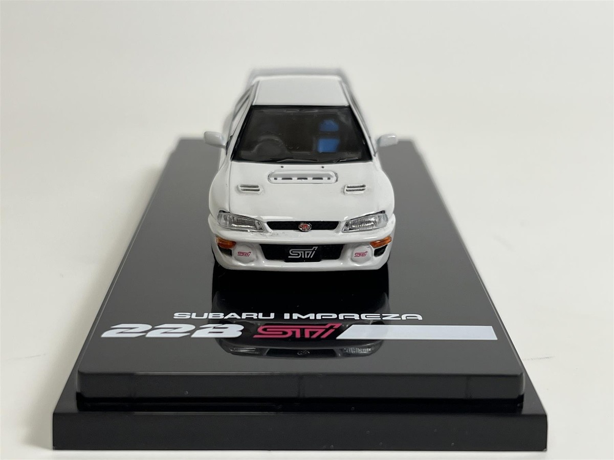 AutoArt スバル インプレッサ 22b 1/18 ホワイト 1/18 AUTOart Subaru Impreza 22B Upgraded STi Version (White