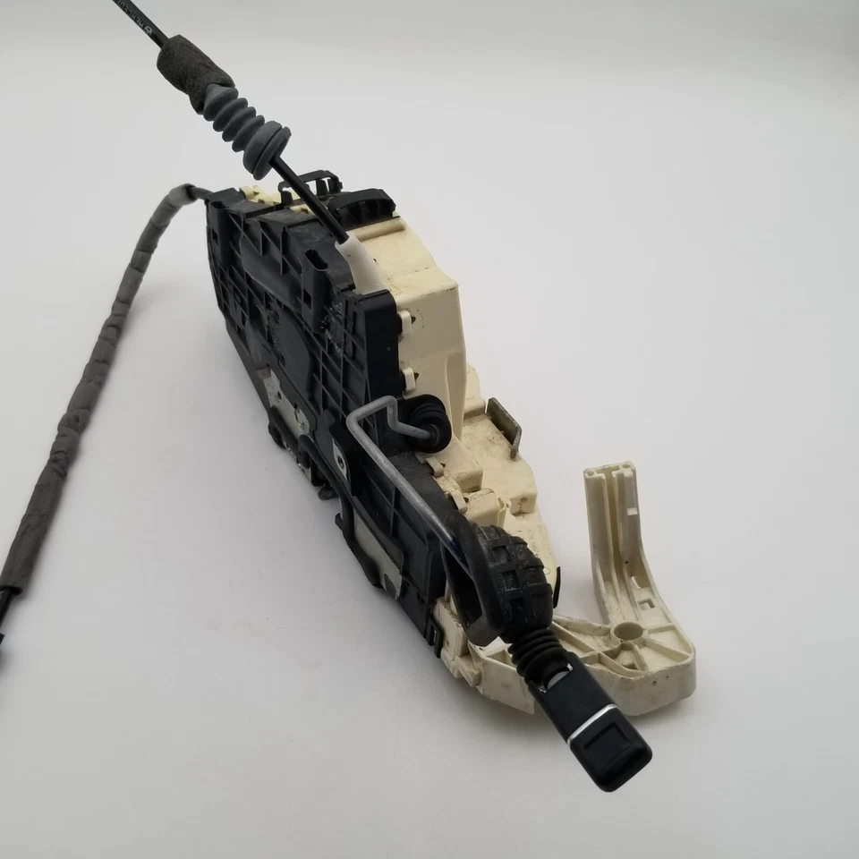 Actuador de cierre sin llave para puerta delantera derecha Mercedes W216 S550 2007-2014 Foto 3 de 4