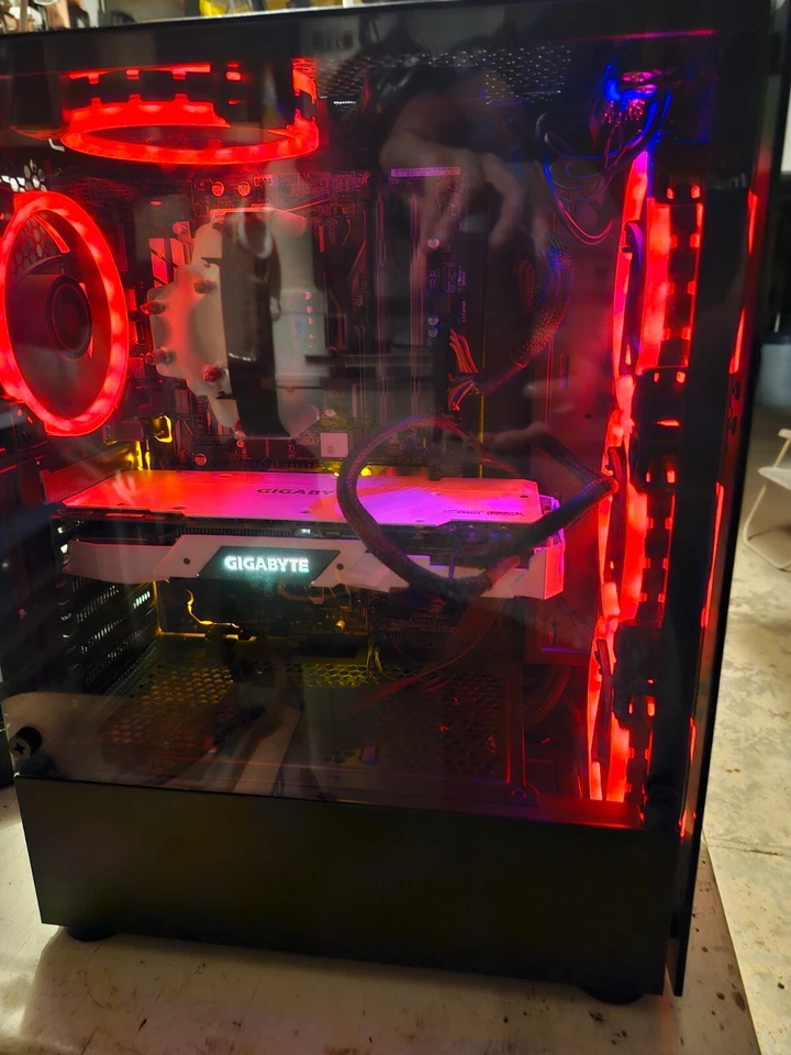Custom Gaming PC - Intel i7-7700, RTX 2070, 2TB M.2 SSD, 16GB RAM, Wi-Fi, Glass - Image 3 of 4
