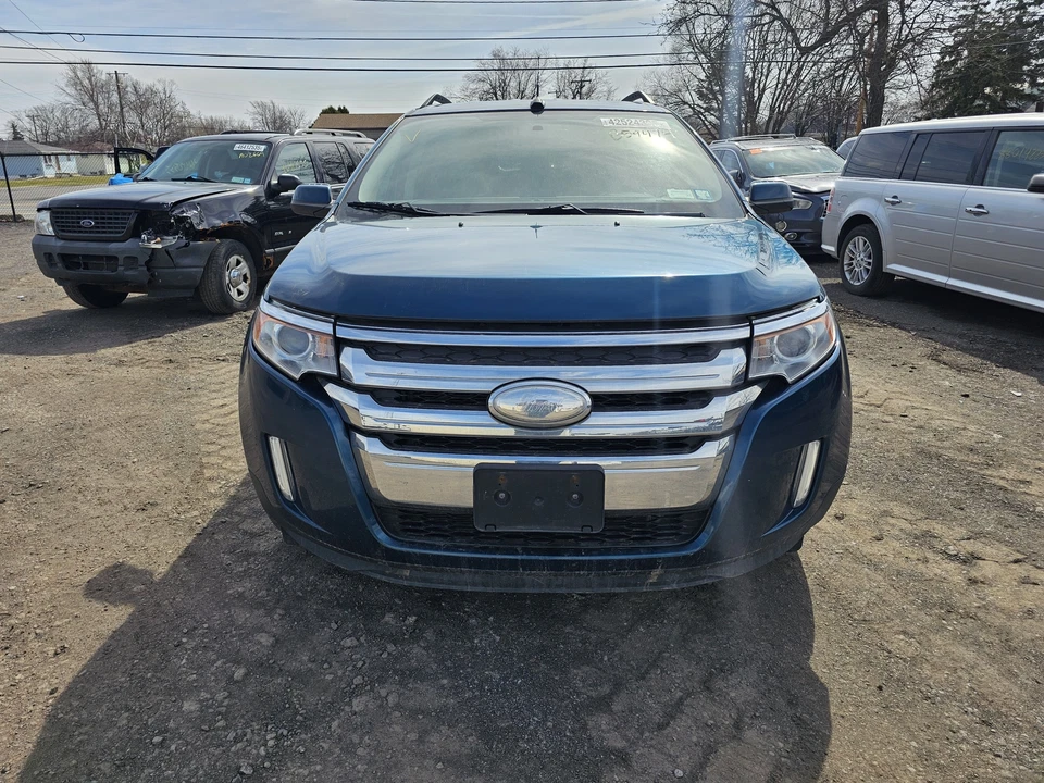 Used Rear Left Exterior Door Handle fits: 2011 Ford Edge door handle assembly re - Imagem 3 de 4