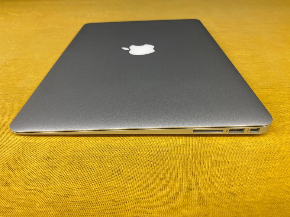 Apple MacBook Air 13" 2012 · i5 · 4GB · 128GB, Foto 4 von 5