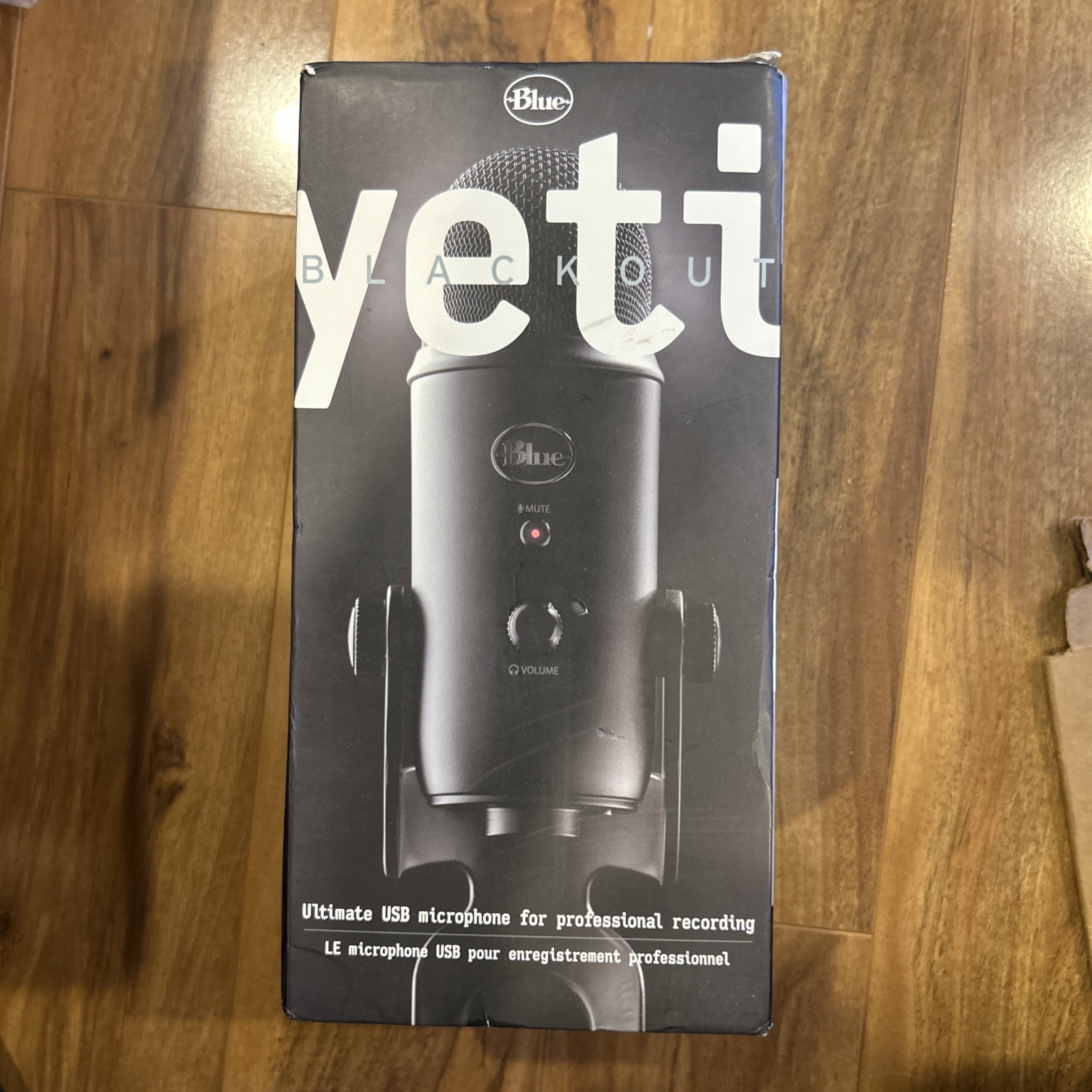 Blue Yeti USB Microphone Blackout Gaming Streaming Pro Audio Equipment | New
