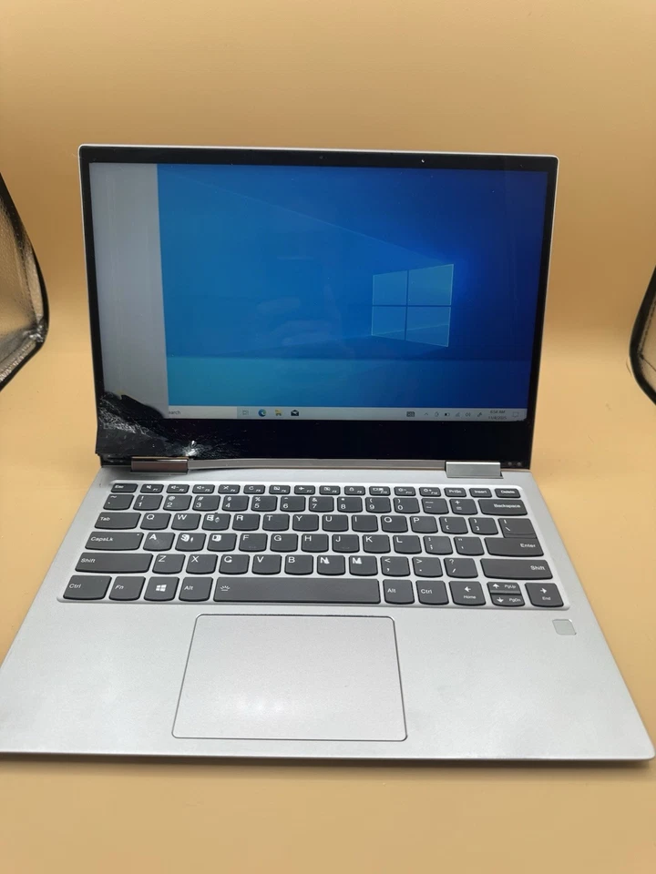 Broken Lenovo Yoga 730-13IKB 13.3" i5-8250U 8GB RAM 256GB SSD - Image 2 of 4