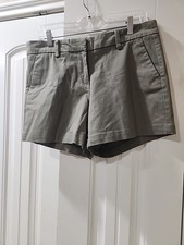 Stylish Green Shorts By Nautica. Ideal For Casual Wear Size 8.