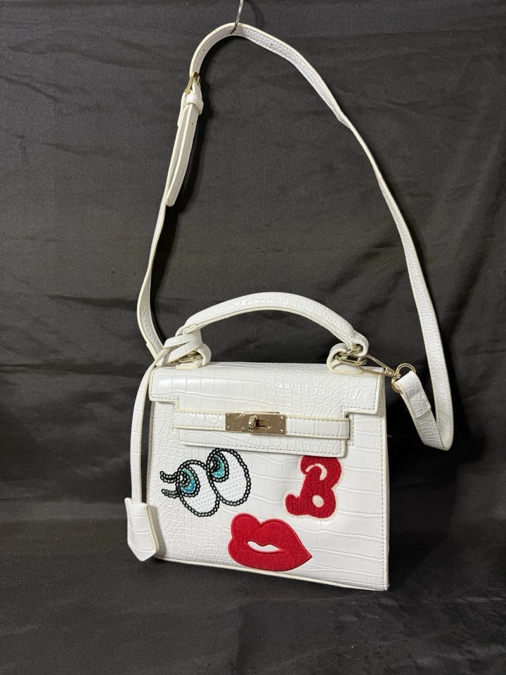 Bolso de Mano Vintage PLAYNOMORE “Chica Tímida” de Diseñador Pop Coreano, Cartera Blanca Foto 2 de 4