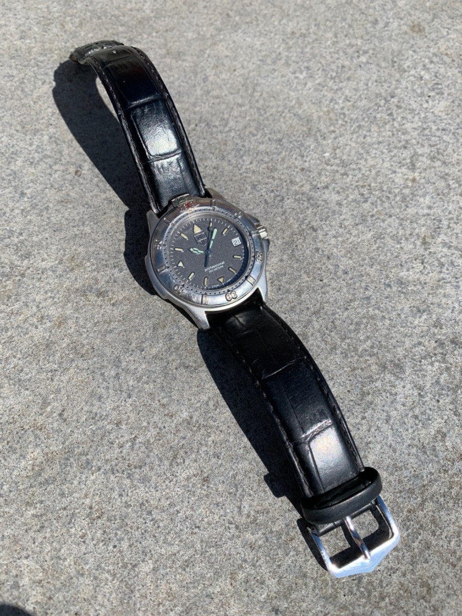 TAG Heuer 4000 Grey Men's Watch WF1111-0 TAG service advisory