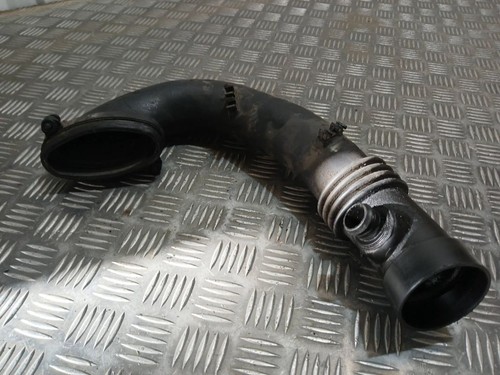 BMW X5 E53 2003 Diesel 135kW Ansaugrohr Ansaugschlauch Turbolader 10856710