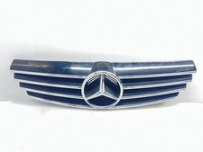 Calandre Mercedes 209