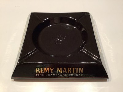Remy Martin Fine Champagne Cognac Advertising Black Large Ashtray *READ*