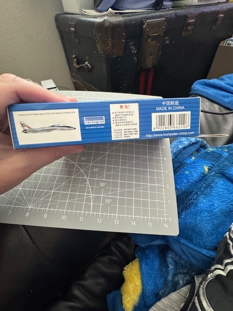 Trumpeter #06220 F-14D Tomcat Aircraft Set for 1/350 Scale (6 sets per box)