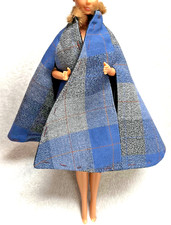 Abrigo de Colección Barbie Casero - Azul y Gris a Cuadros Capa con Cuello de Piel Borde