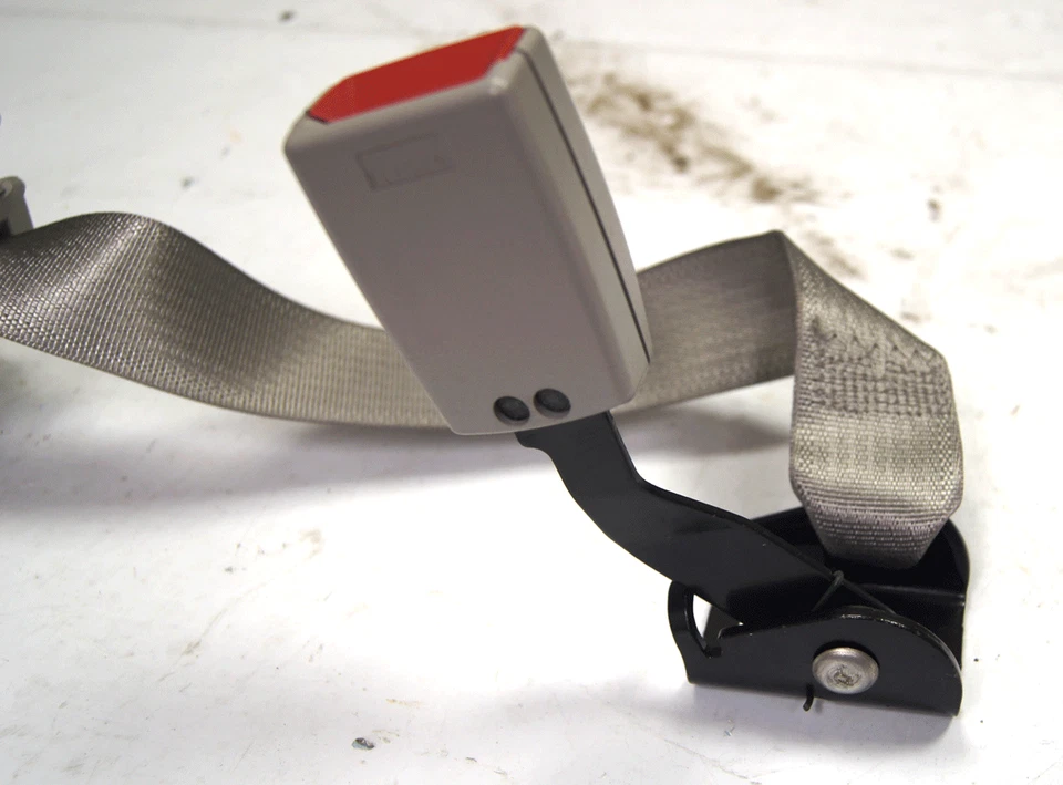 Cinturón de seguridad central trasero Chevy Impala 2008-2016 gris titanio nuevo 25909318 19180840 Foto 3 de 4