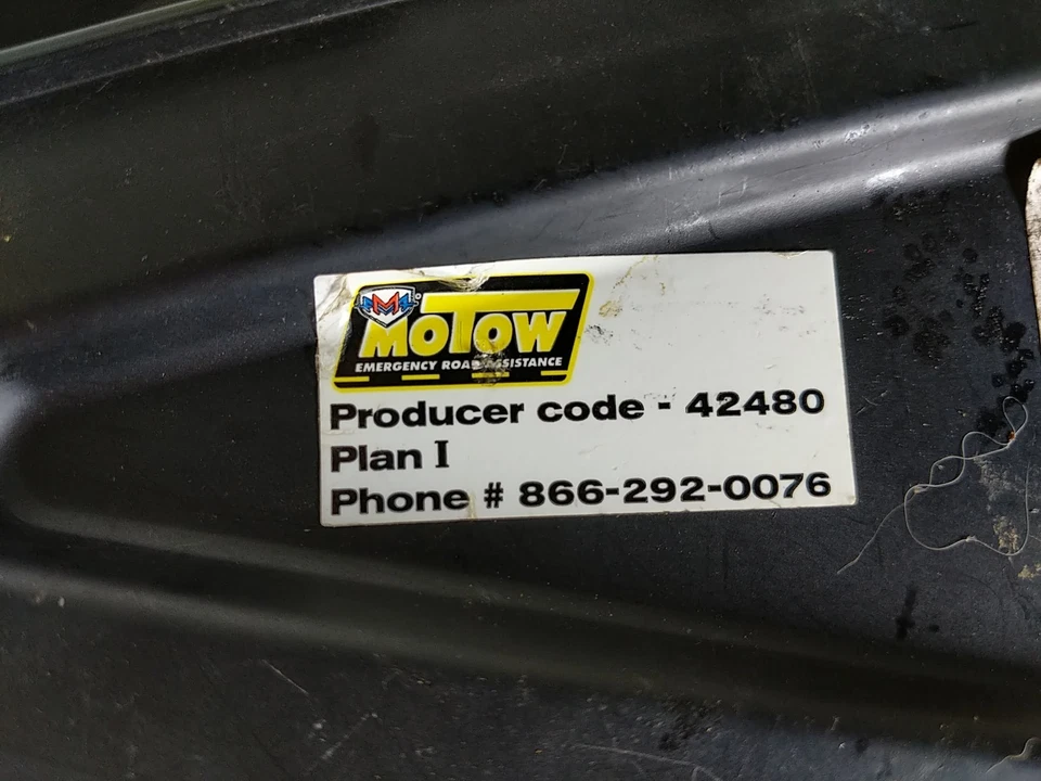 Пластиковая серая маленькая крышка для 06 BMW K1200GT 42480 - Изображение 4 из 4