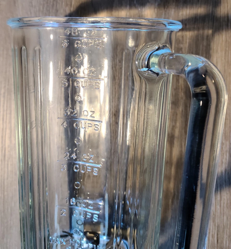 Contenedor de vidrio Waring tarro de 48 oz para licuadora RPM Foto 2 de 4