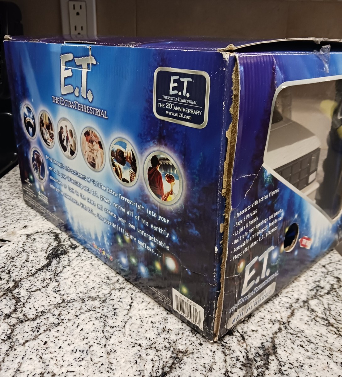 ET The ExtraTerrestrial Interactive Van Playset Toys R Us ET The ExtraTerrestrial Interactive Van Playset Toys R Us