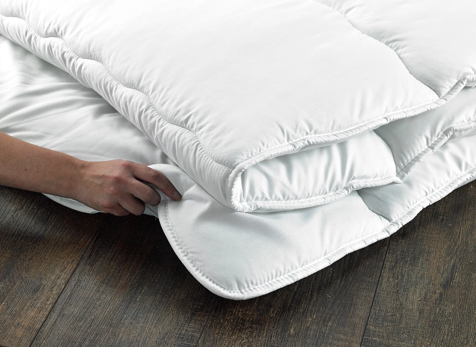 D&P CO LUXURY MATTRESS TOPPER Supersoft Brushed Fabric Elasticated MADE IN UK
