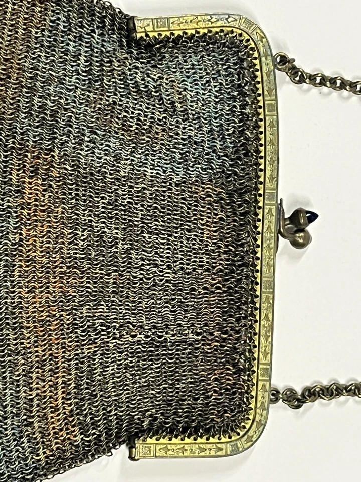 Cartera antigua de malla metálica - Cierre a presión Bolso sin asas Malla pintada Alemania Foto 2 de 4