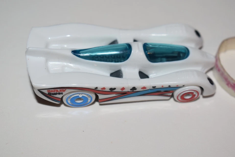 Hot Wheels 2014 White Power Piston Harley Quinn DC Comics Batman Indonesia - Image 3 of 4