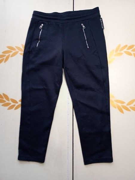 Women Moncler Trousers Black  M