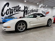 2001 [40U] Speedway White Chevrolet Corvette   | C5 Corvette Photo 1