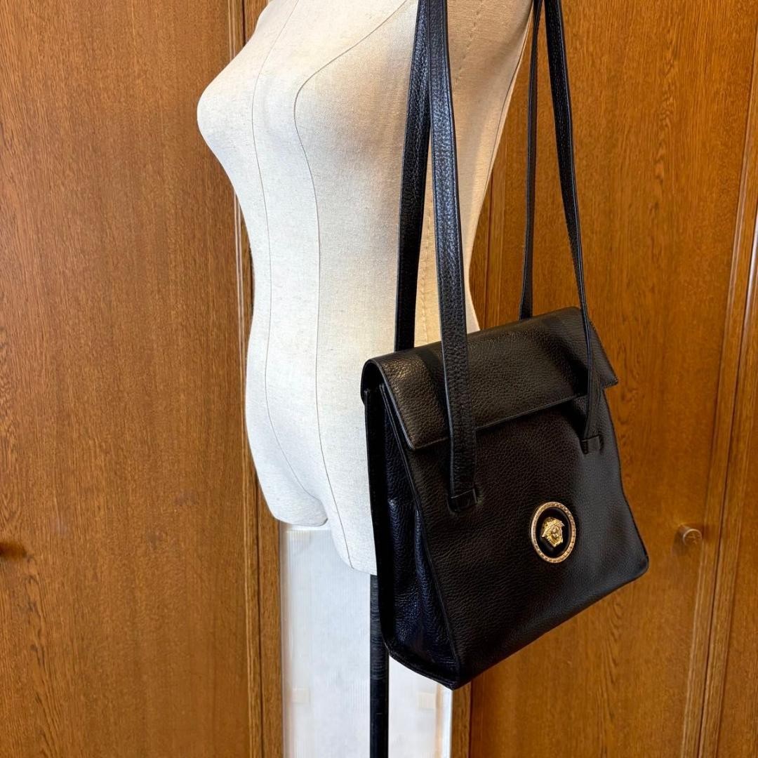 Versace Leather Shoulder Bag Tote Black Flap Medusa Grained Leather Used thumbnail 2