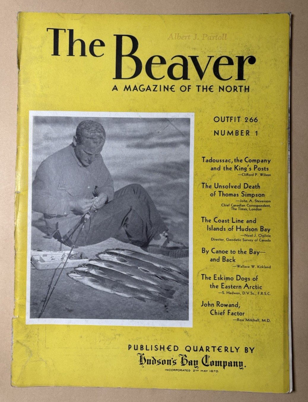 June 1935 The Beaver Magazine Hudsons Bay Co. North Canada News History