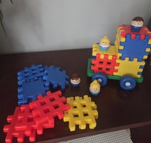 Vintage Little Tikes Wee Waffle Blocks Toddle Tots 'n' Truck
