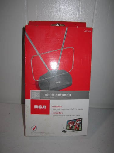 RCA ANT121R Universal Indoor Antenna FM and HDTV coaxial cable connection