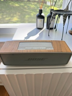 Bose SoundLink Mini II Bluetooth Speaker System - Silver