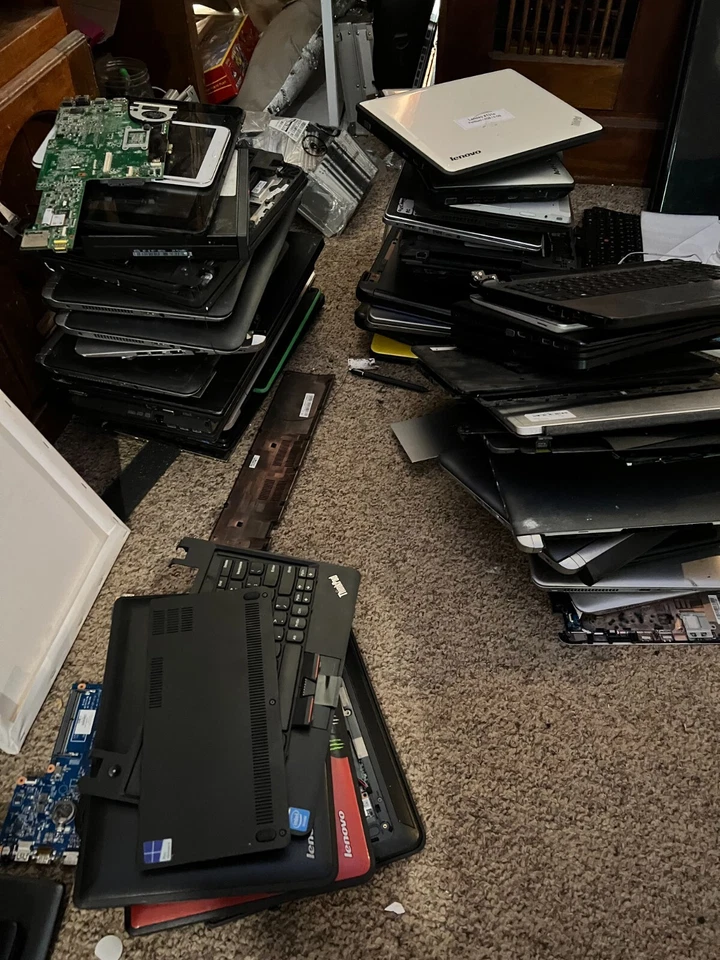 LOT OF LAPTOPS FOR PARTS OR REPAIR ( 10 KG) 8-10 laptops @READ@ HP DELL ACER - image 1 of 1
