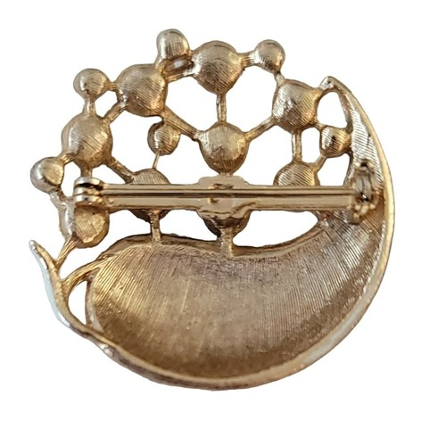 Gold Tone Basket of White Flowers Pin Brooch, M600 - Picture 2 of 5