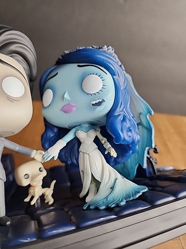 Funko Pop Spirit Exclusive Corpse Bride Victor And Emily Vinyl Figure #1349 - Picture 18 of 21