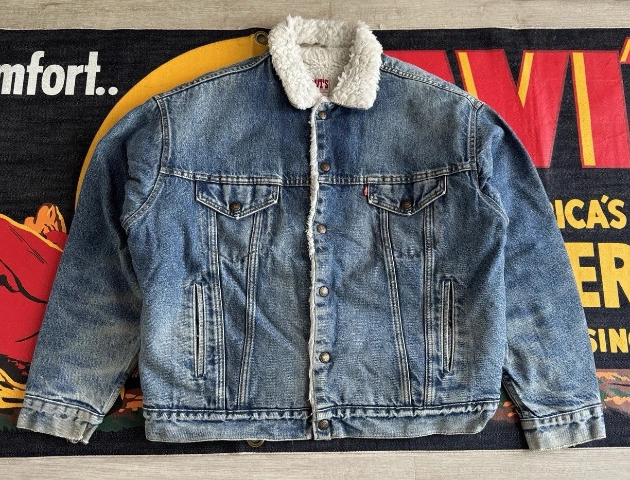 Made in USA 🇺🇸 Vintage Levi’s 70609 0218 Sherpa type 3 denim Jacket