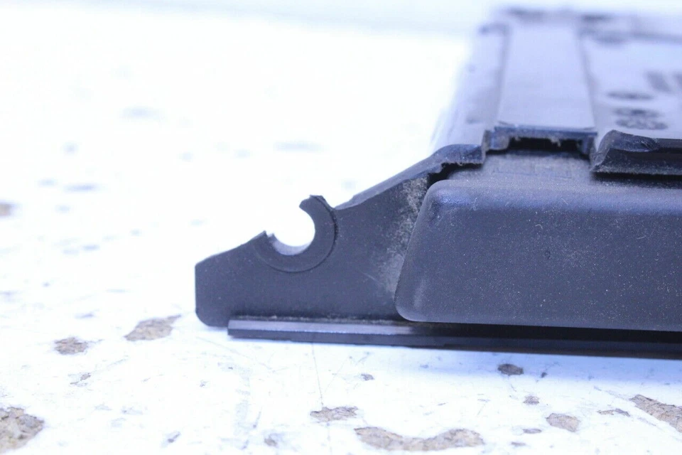 2006-2013 BMW 328i 330i 335i M3 Cup Holder Right OEM Used - Изображение 2 из 4