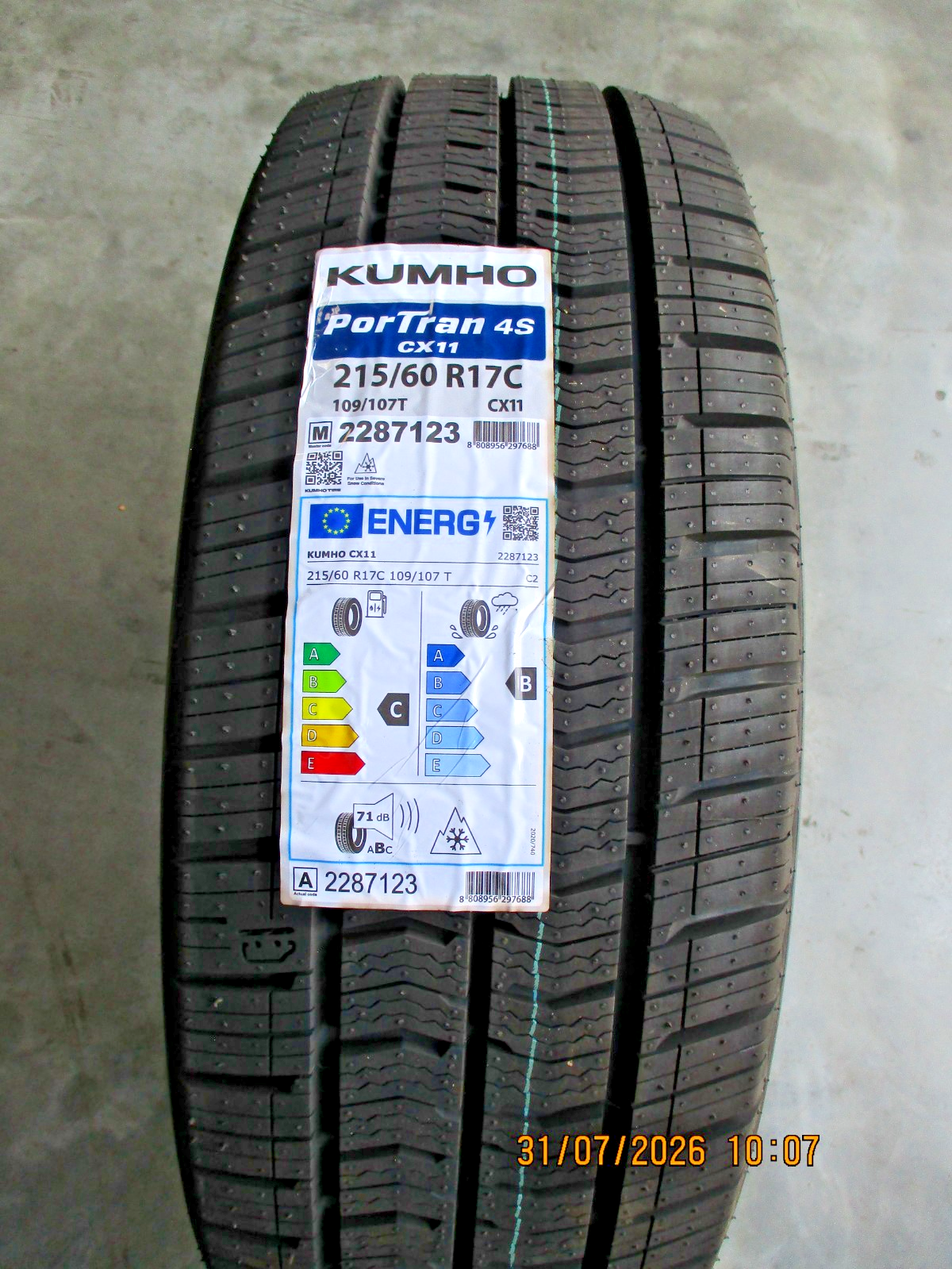 2 Ganzjahresreifen 215 60 17C 109 / 107T Kumho PorTran 4S CX-11 VW T5 T6 DOT26 ! - Bild 2